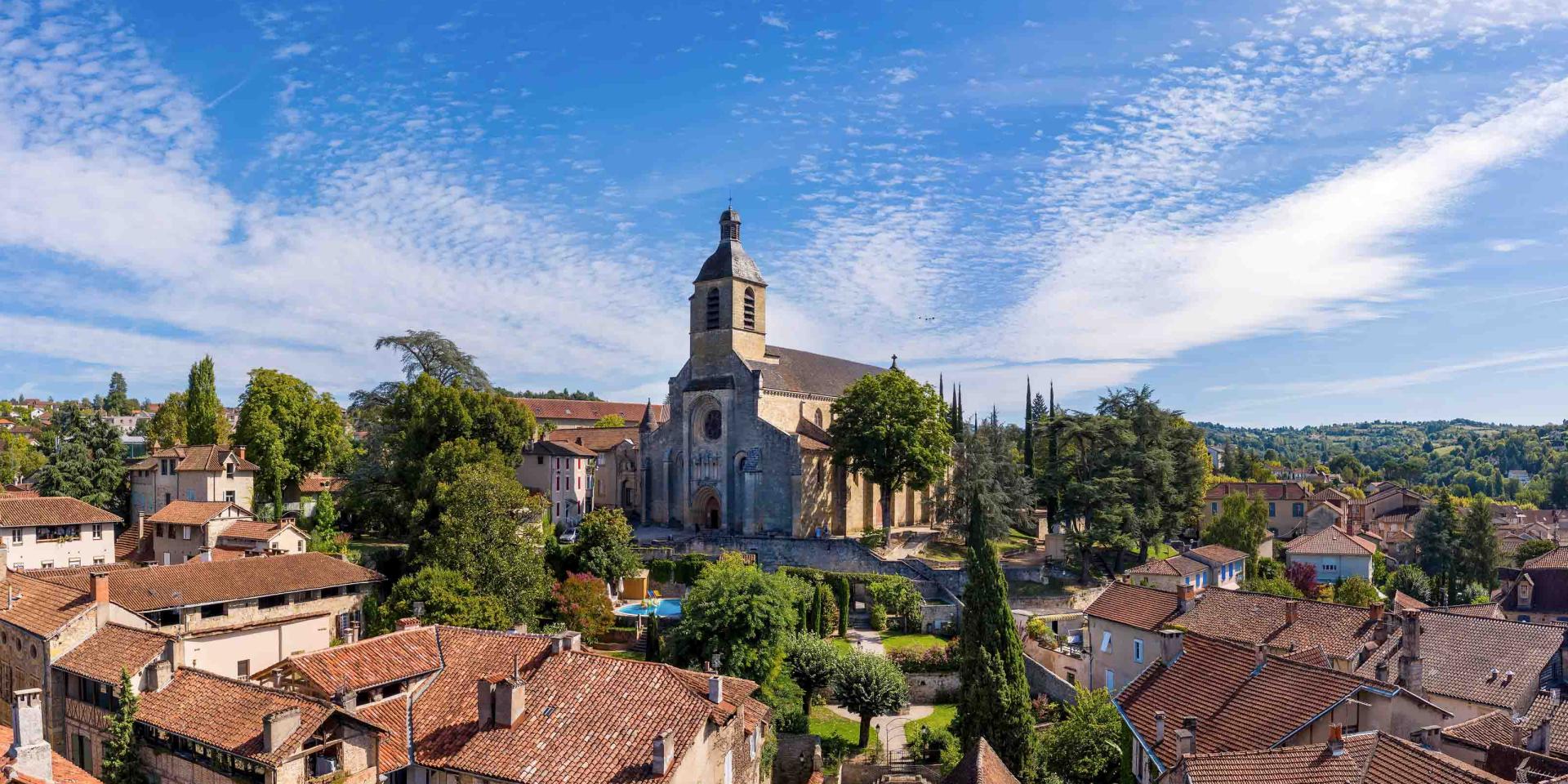 Blue sky over Figeac