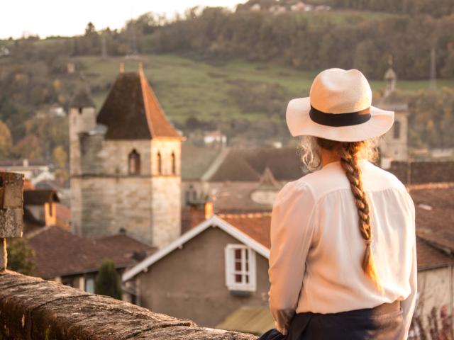 Figeac et la tour du Château du Viguier du Roy, vues depuis les Terrasses du Puy