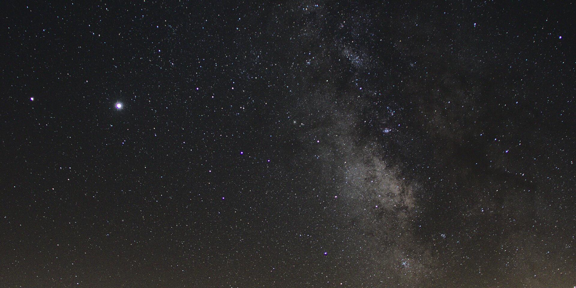 La voûte céleste, nuit étoilée dans le Triangle Noir des Causses du Quercy