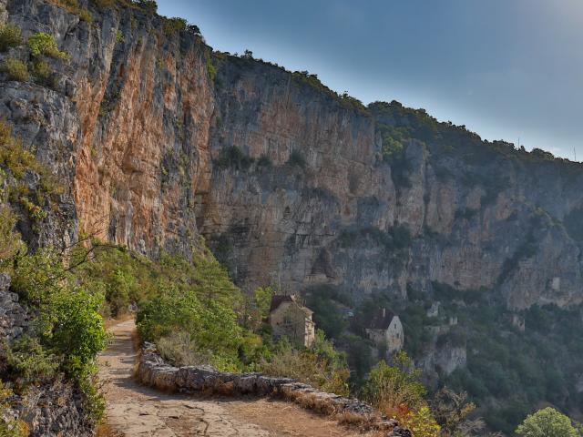 Chemin de la Pierre Levée à Sauliac-sur-Célé
