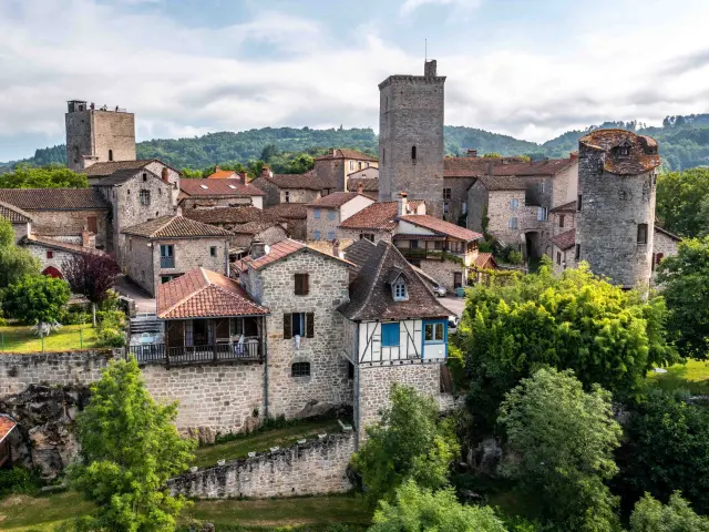 Maisons et tours de Cardaillac