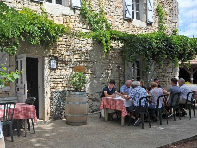 Terrasse Auberge Beauville à Espédaillac