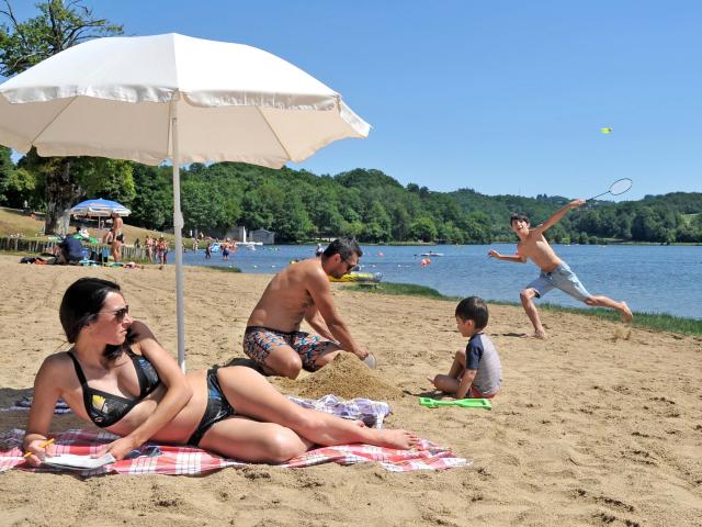 Profiter de la plage du Tolerme en famille