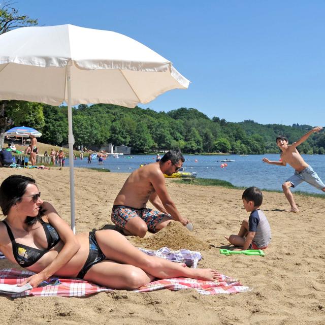 Profiter de la plage du Tolerme en famille
