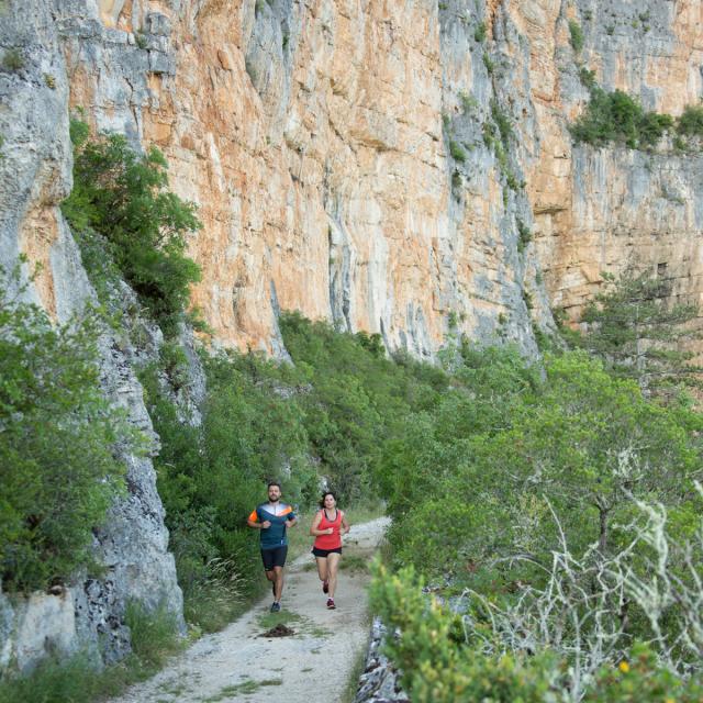 corriendo por los acantilados de Sauliac