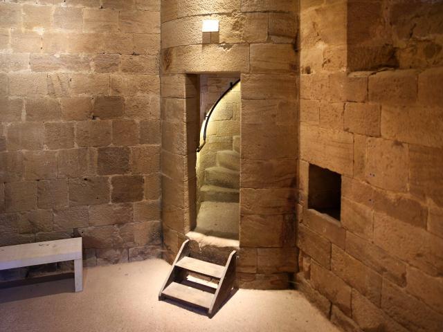Intérieur tour de Sagnes à Cardaillac