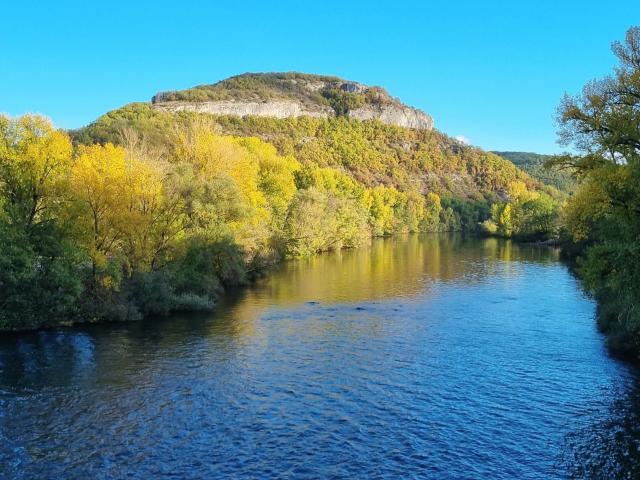 Rive du Lot côté Aveyron