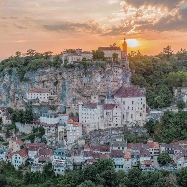 Coucher De Soleil Sur Rocamadour Lot Tourisme Teddy Verneuil 180816 083746