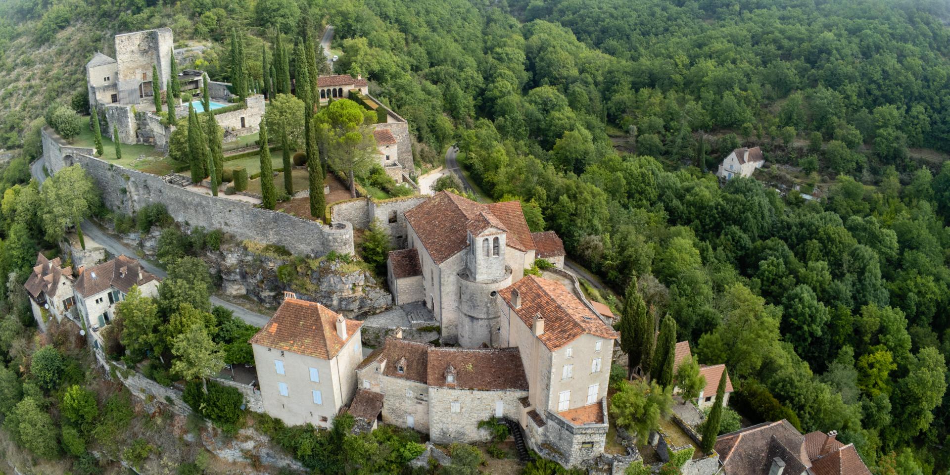 Village and castle of Montbrun