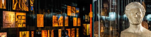 Salle Jean-François Champollion au Musée des écritures du monde