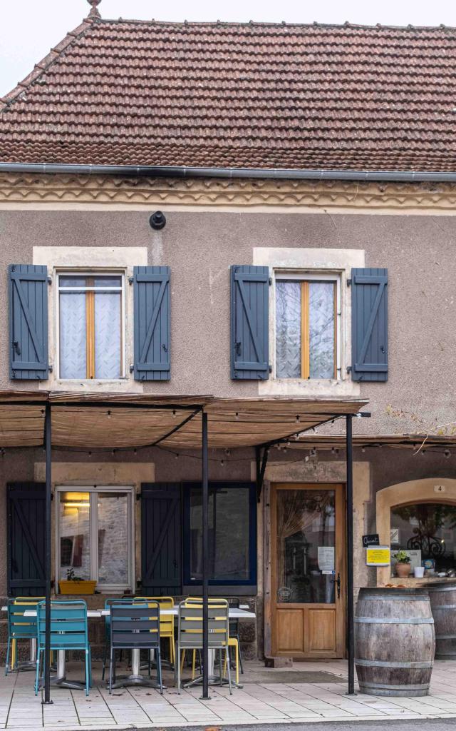 Restaurant gourmand et local, Les Loupiotes, à Saint-Pierre-Toirac.
