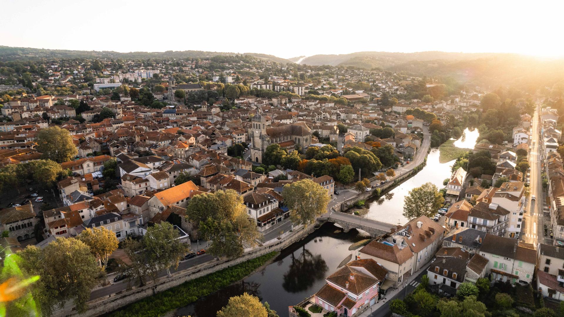 Aerial view of the heart of Figeac