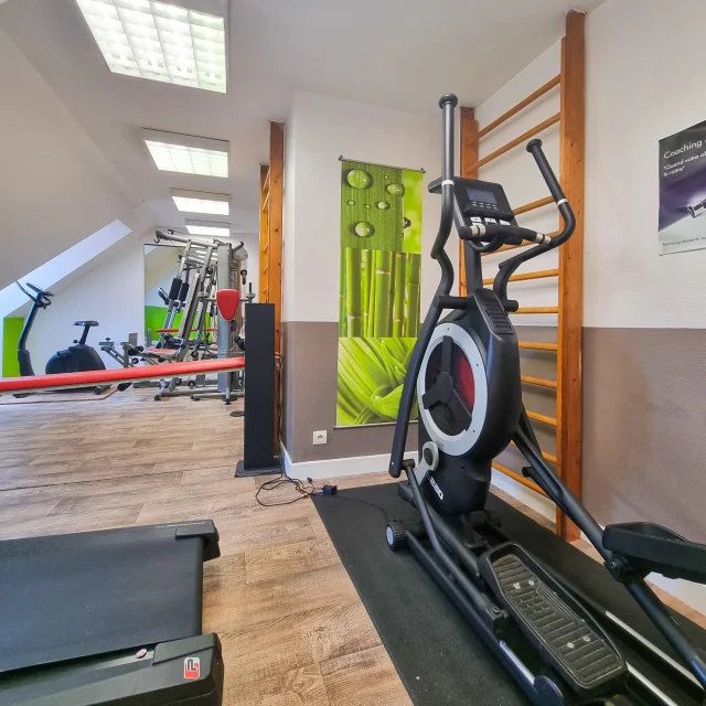 Salle fitness à l'Hôtel Le Pont d'Or