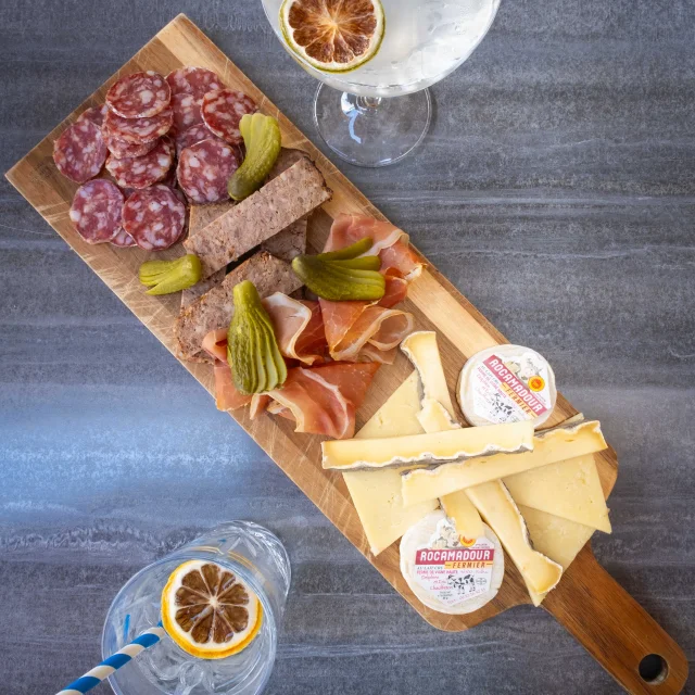 Planche de charcuterie et fromage au Pont d'Or
