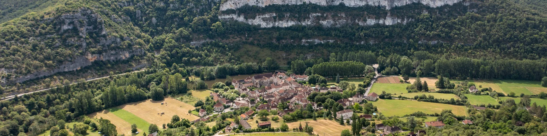 Célé valley landscape