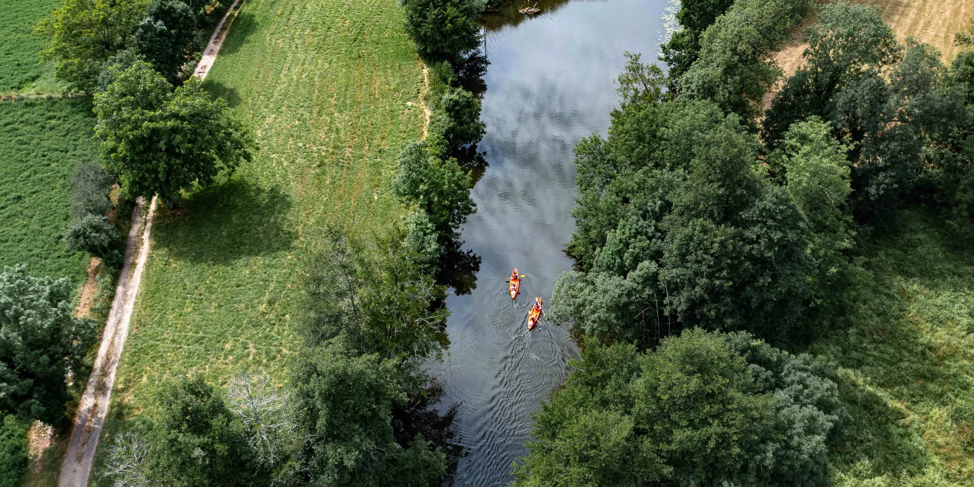 Canoeing on the Célé