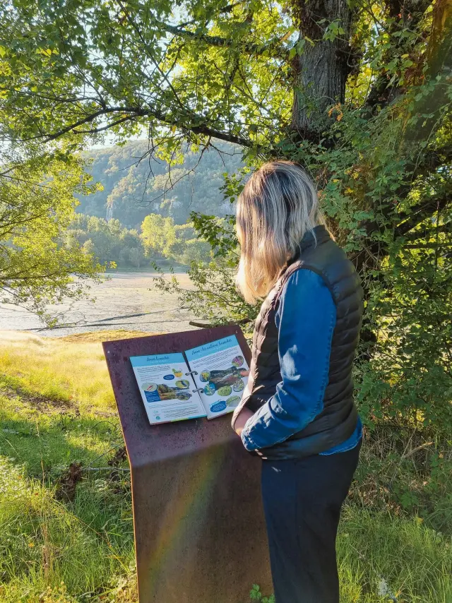 La gravière d'Espagnac-Sainte-Eulalie, devenue un lac